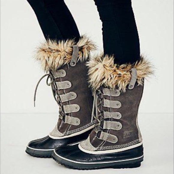 SOREL Joan Of Arctic Waterproof Boots - Picture 2 of 10